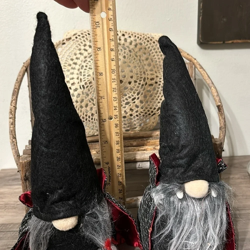 NWOT TWO PLUSH HALLOWEEN VAMPIRE WITCH GNOMES WITH CAPES